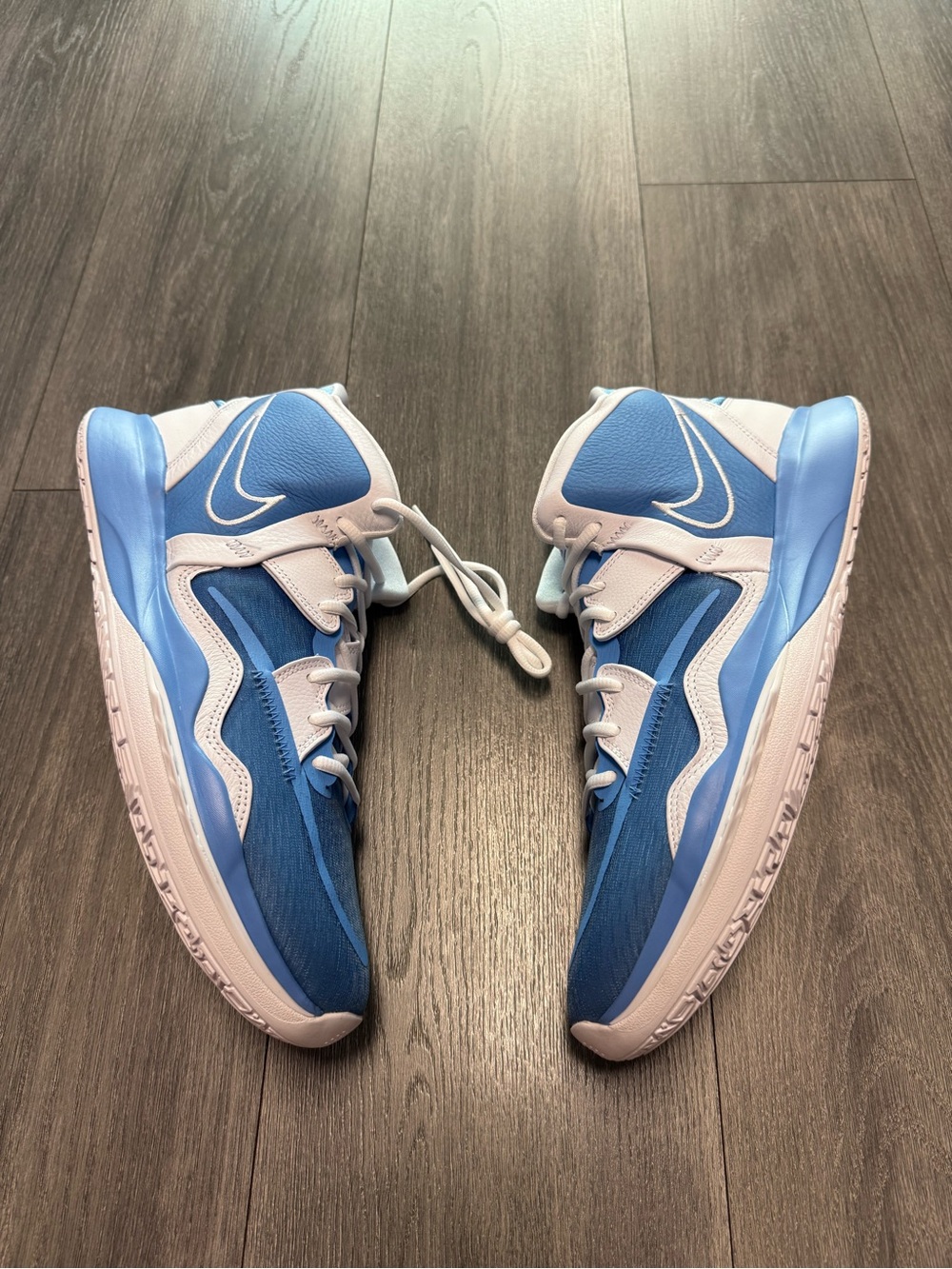 Nike Kyrie 8 Infinity TB University Blue UNC DO9616-402 Shoe Men’s Size 13 New